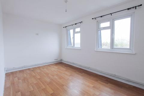 2 bedroom flat to rent - Uxbridge Road, Hayes