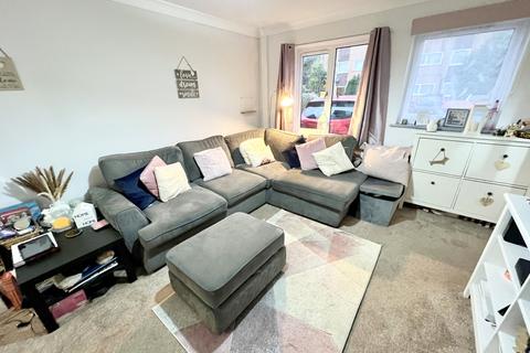3 bedroom end of terrace house for sale - Slepe Crescent, Poole, BH12