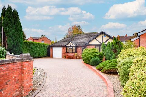 3 bedroom bungalow for sale - Wyrley Close, Lichfield, WS14