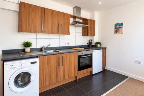 Studio to rent, Devonshire Avenue, Southsea