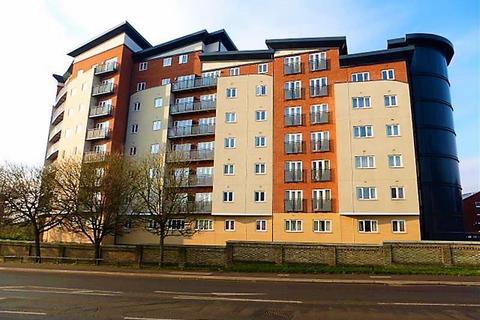 2 bedroom apartment for sale, Aspects Court, Slough