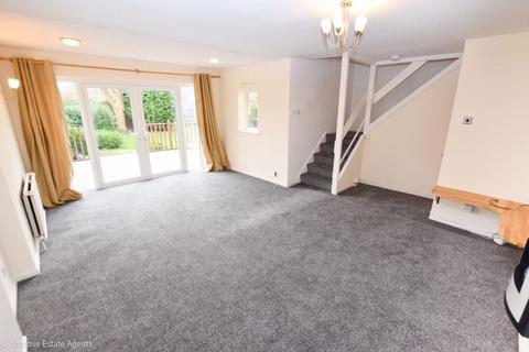 4 bedroom terraced house to rent, Whitbarrow Road, Lymm, WA13
