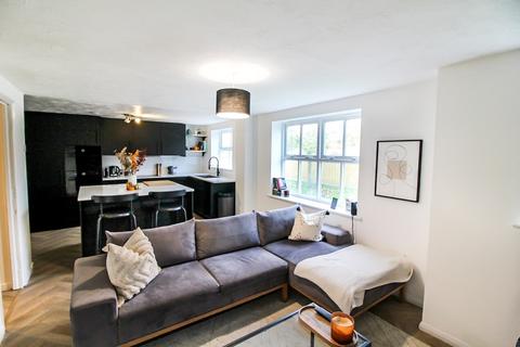 75 Elm Park, Reading, RG30 2HT