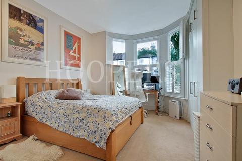 2 bedroom ground floor flat for sale - Chaplin Road, London, NW2