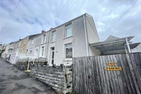 3 bedroom end of terrace house for sale - Balaclava Street, St Thomas, Swansea, SA1