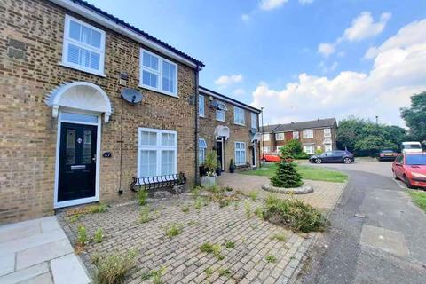 47 Ruscombe Way, Feltham, TW14 9NY