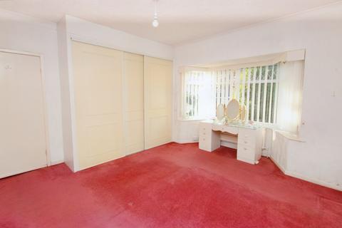 2 bedroom detached bungalow for sale - Stone Cross Lane North, Lowton, Warrington, WA3