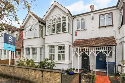 8 Leyborne Avenue, London, W13 9RB