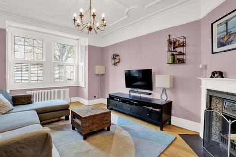 8 Leyborne Avenue, London, W13 9RB