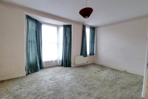 9 Burrow Road, Ilfracombe, EX34 8JD