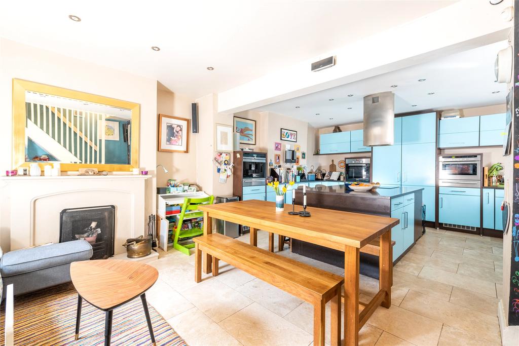 Kitchen/Dining Rom