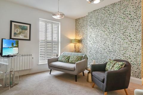 Apartment 3, Gainsborough House, 44 Bath Road, Cheltenham, GL53 7HW