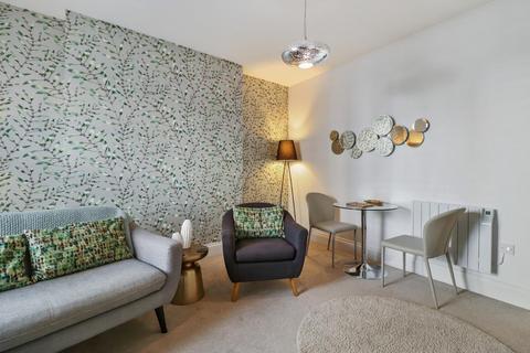 Apartment 3, Gainsborough House, 44 Bath Road, Cheltenham, GL53 7HW