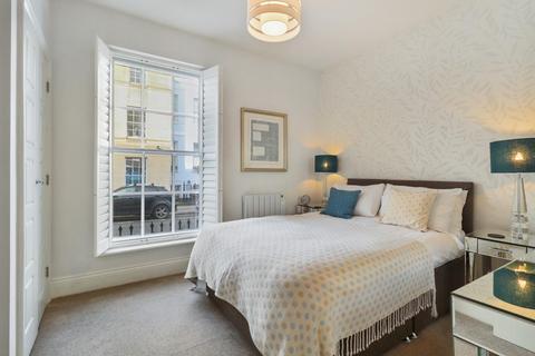 Apartment 3, Gainsborough House, 44 Bath Road, Cheltenham, GL53 7HW
