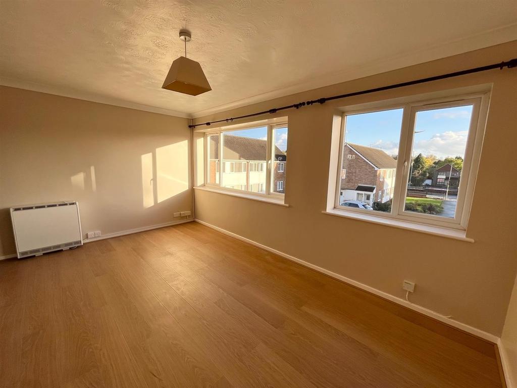 Gillman Close, Birmingham 2 bed £795 pcm (£183 pw)