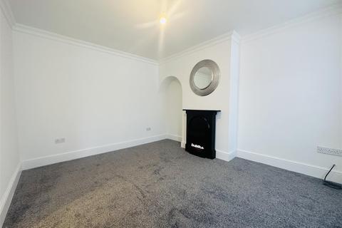 156 Chantrey Crescent, Birmingham, B43 7PE