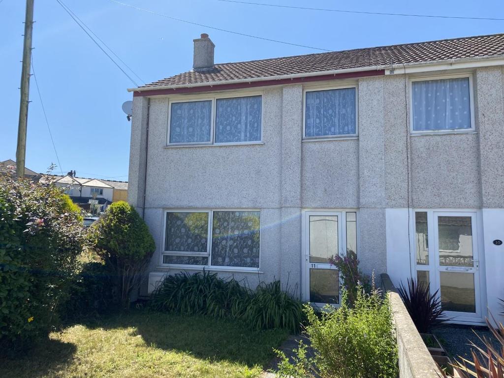 Rosemellin, Camborne TR14 3 bed semidetached house £895 pcm (£207 pw)