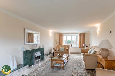 87 Broughton Road, Bessacarr, Doncaster, DN4 7HN