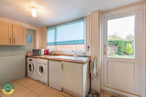 87 Broughton Road, Bessacarr, Doncaster, DN4 7HN