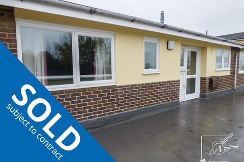16 The Hive, Northfleet, Gravesend, DA11 9DE