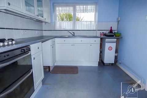 16 The Hive, Northfleet, Gravesend, DA11 9DE