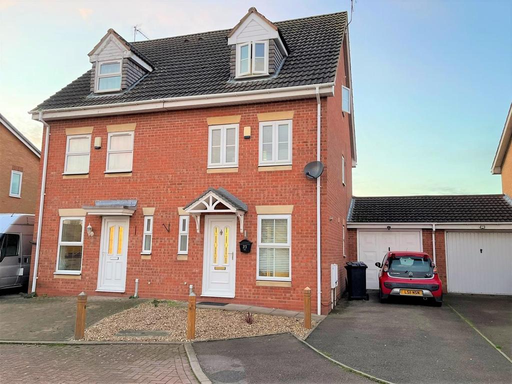 Sephton Drive, Longford 3 bed semidetached house £255,000