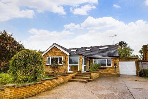 4 Willow Crescent, Great Houghton, Northampton, NN4 7AP