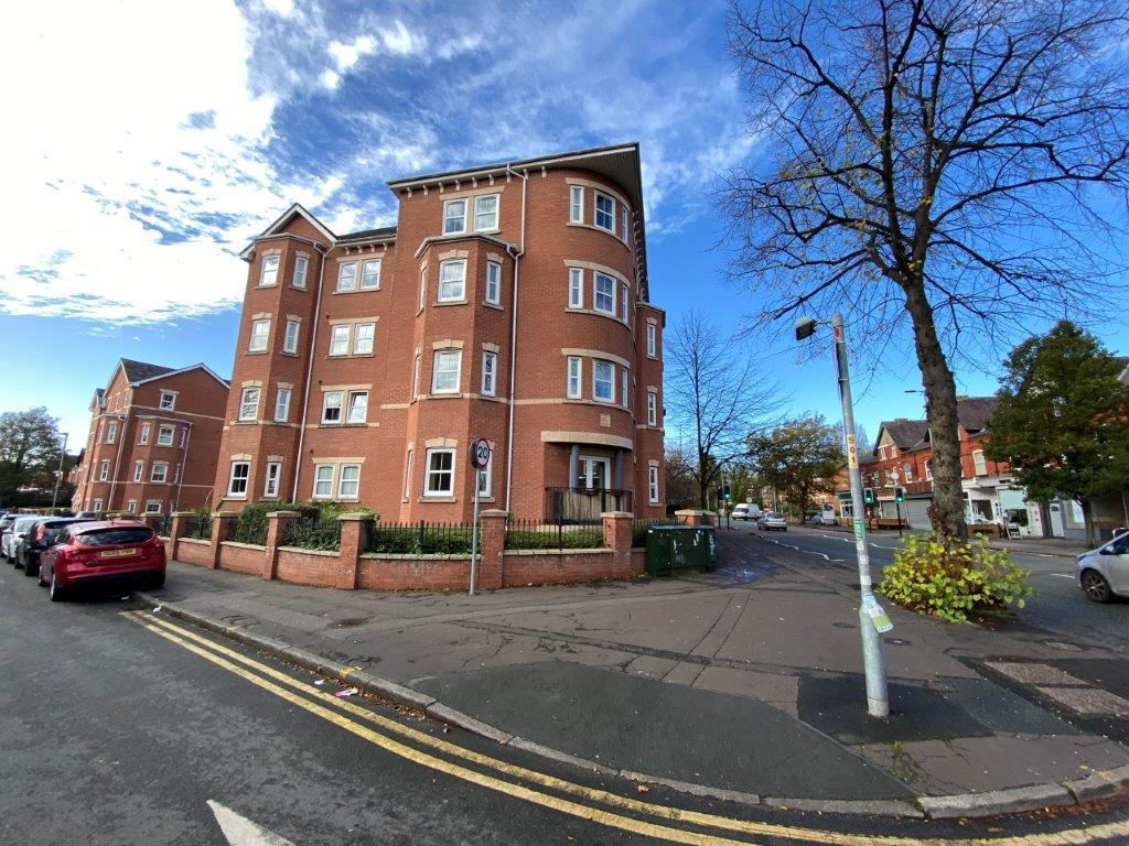 Wilbraham Road Chorlton 2 Bed Flat For Sale £250000