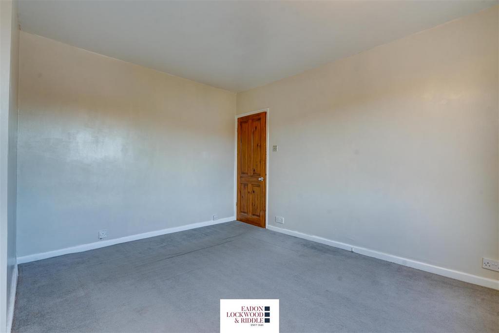 Bedroom 2-2.jpg