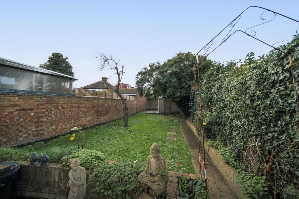90 Westbrook Road-01.jpg