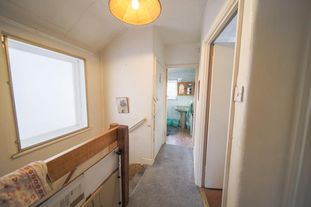 90 Westbrook Road-13.jpg