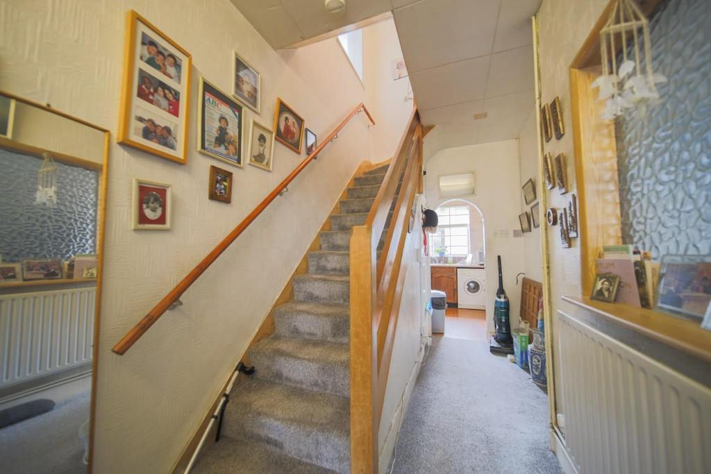90 Westbrook Road-17.jpg