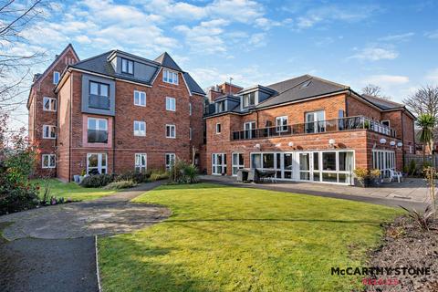 1 bedroom apartment for sale - Oakfield Court, Crofts Bank Road, Urmston, Manchester, M41 0AA