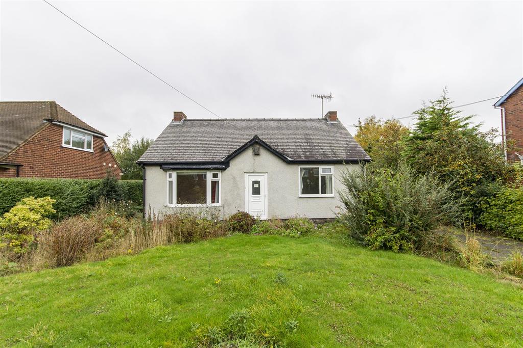 Manor Road, Brimington, Chesterfield 2 bed detached bungalow £265,000