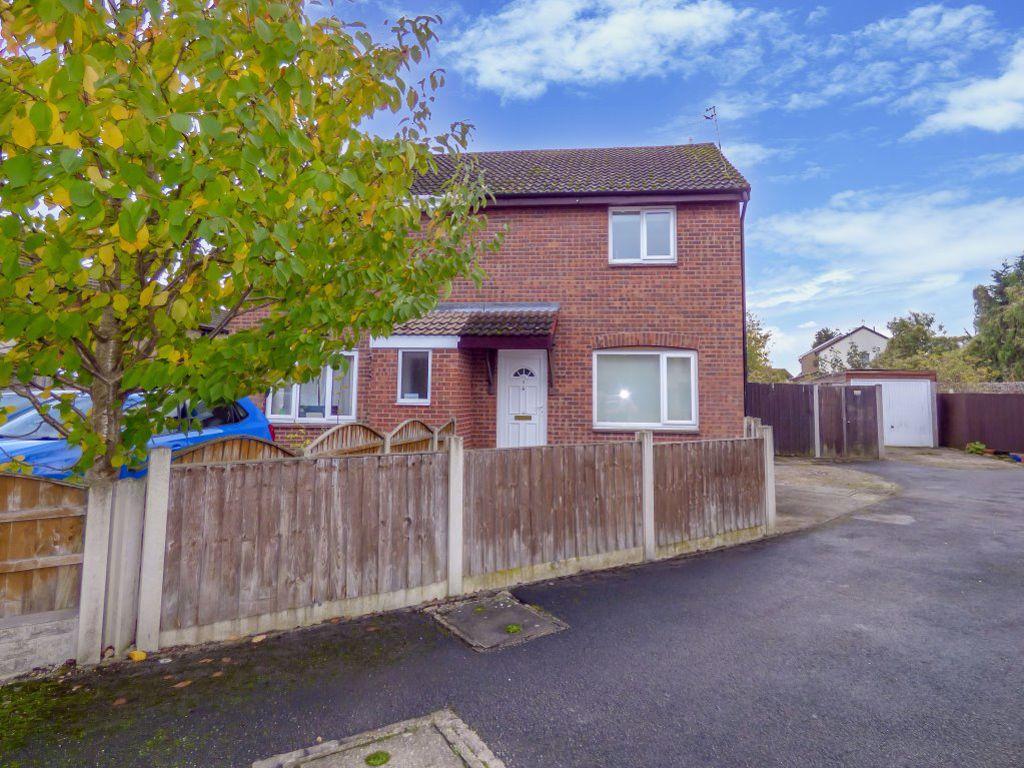 Kingsdale Close, Long Eaton, Nottingham, NG10 3LN 3 bed semidetached
