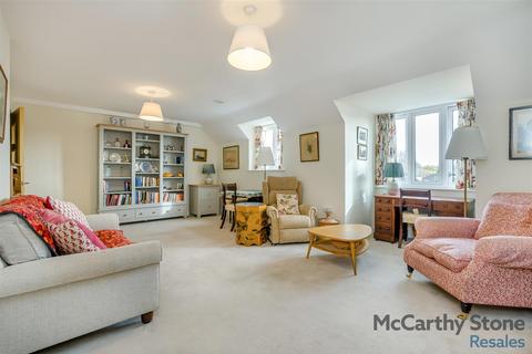 undefined, 44 Eleanor House, London Road, St. Albans AL1 1NR