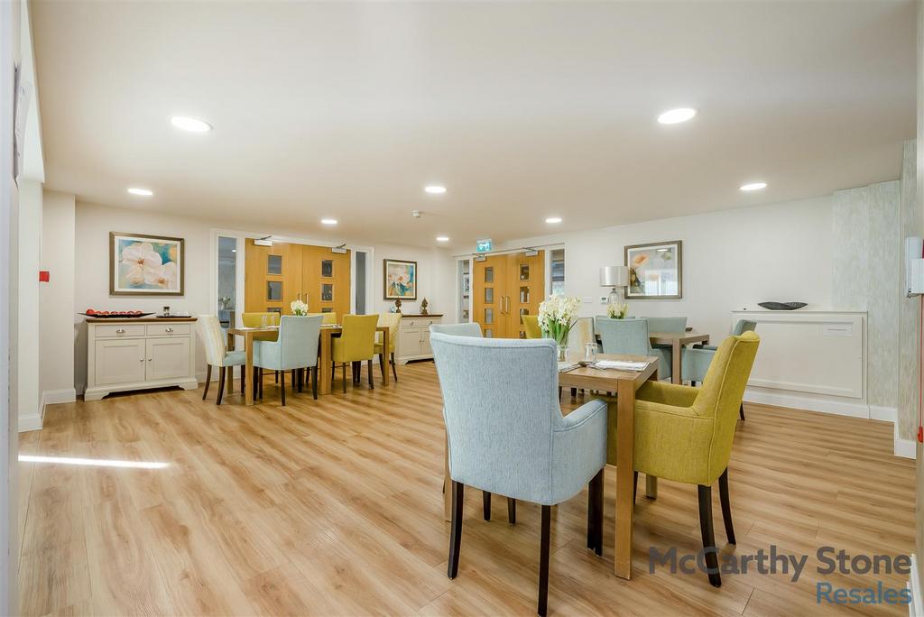 8668605-interior15.jpg