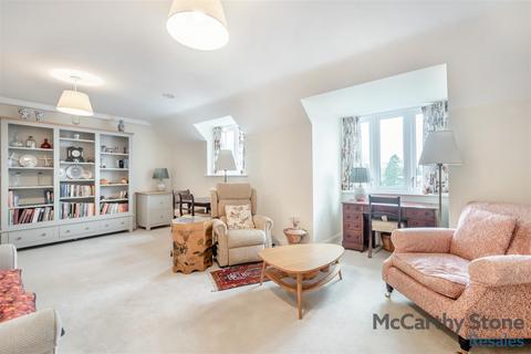 2 bedroom apartment for sale, 44 Eleanor House, London Road, St. Albans AL1 1NR