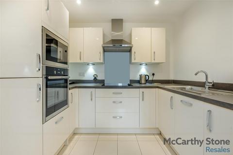 2 bedroom apartment for sale, 44 Eleanor House, London Road, St. Albans AL1 1NR