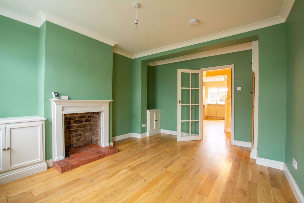 Station Road, Melbourne, Derbyshire, DE73 8EB 2 bed terraced house £825 pcm (£190 pw)
