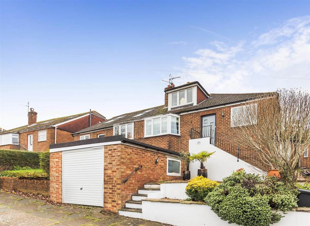 Highfield Crescent, Brighton 3 bed semidetached house £600,000