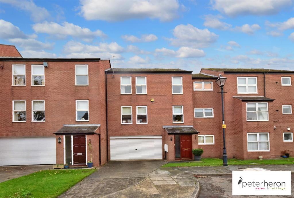 Corby Gate, Ashbrooke, Sunderland 3 bed townhouse £280,000