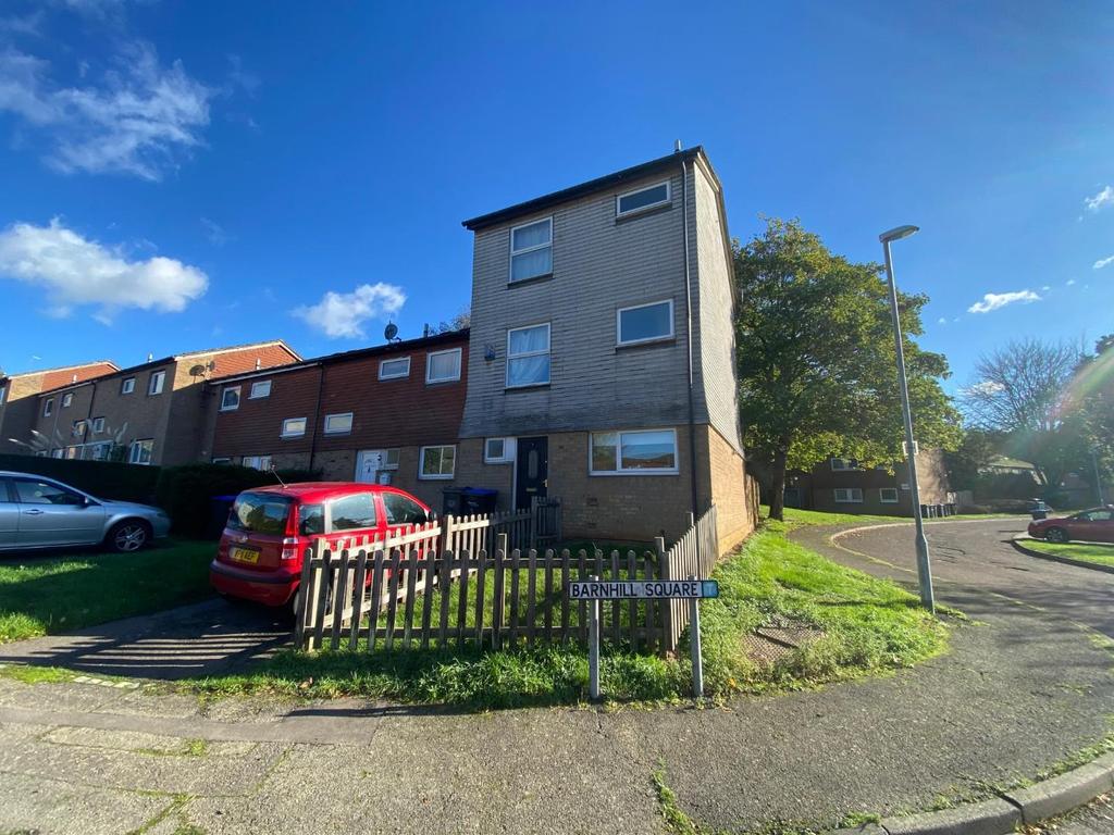Barnhill Square, Southfields, Northampton NN3 4 bed end of terrace