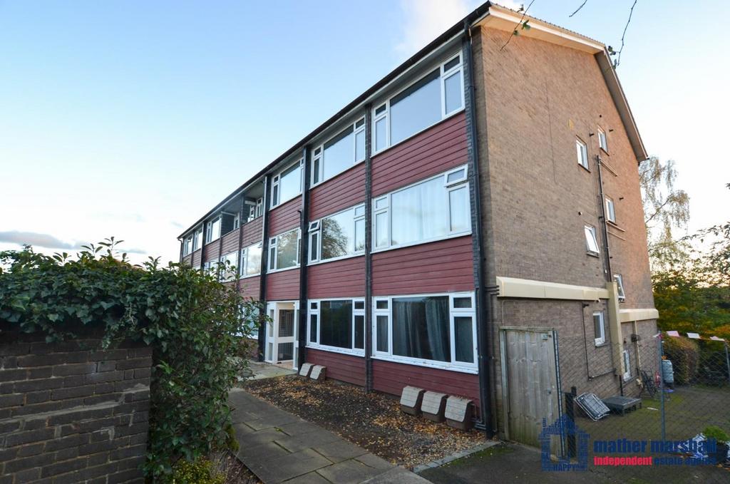 Roebuck Court, Stevenage 1 bed apartment for sale £170,000