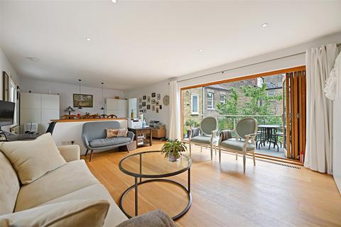 4 bedroom house to rent - Wellesley Avenue, London W6