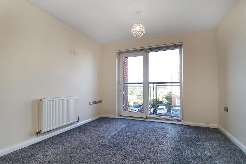 Romana Square, Timperley 2 bed apartment £200,000