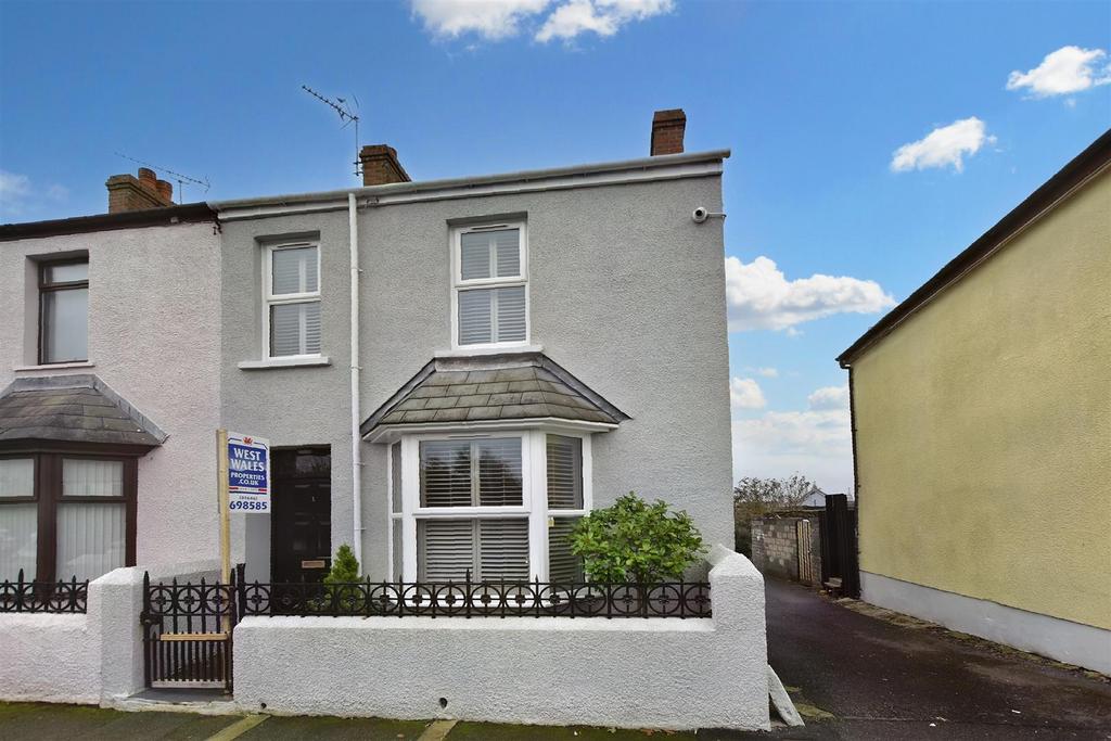 John Street, Neyland, Milford Haven 3 bed end of terrace house £190,000