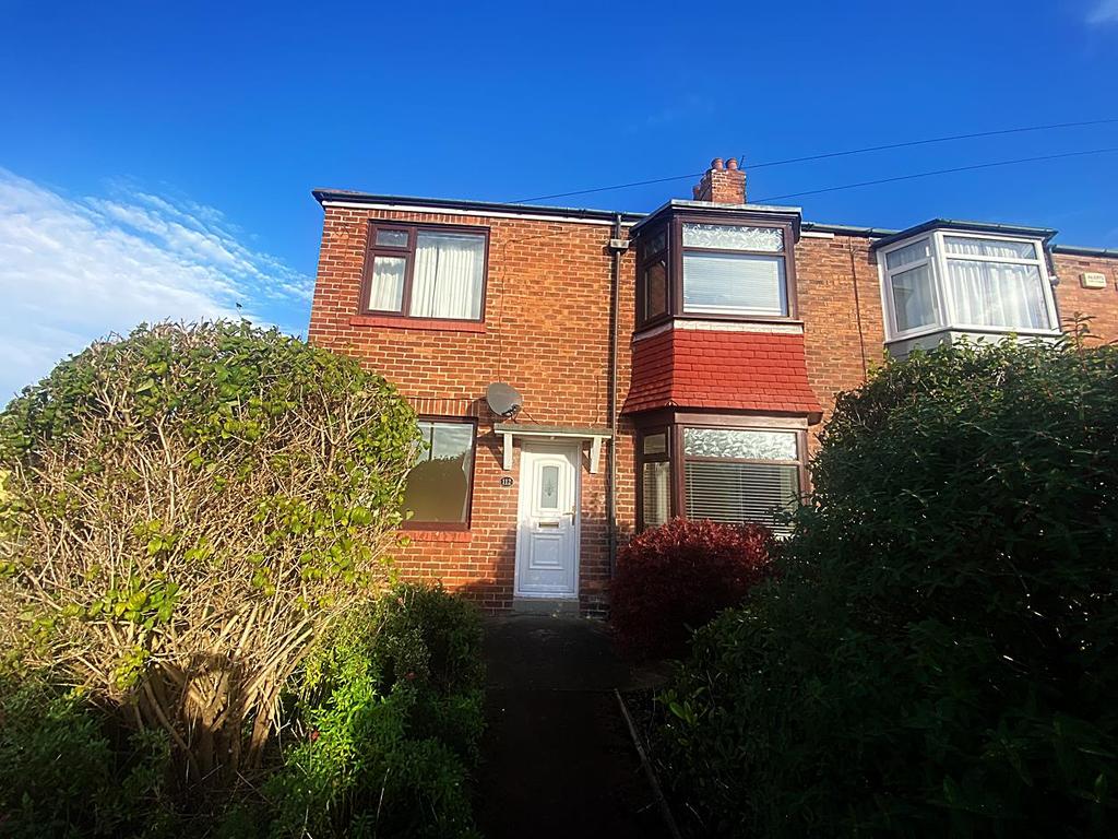 Deneholm, Holy Cross 2 bed apartment £525 pcm (£121 pw)