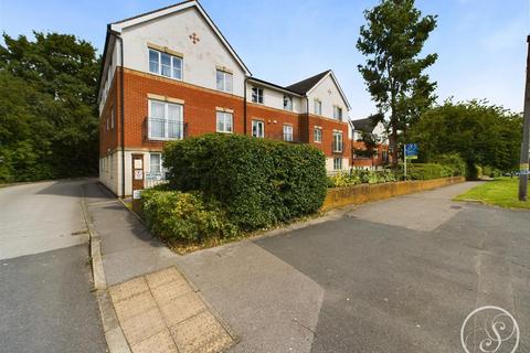 2 bedroom flat for sale, Victoria Court, Crossgates, Leeds