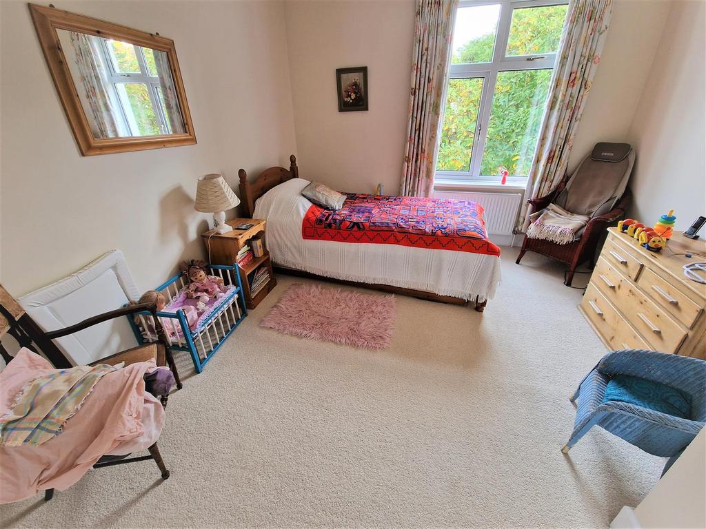 Bedroom 3.jpg